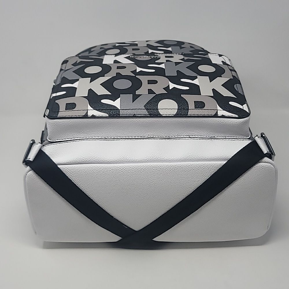 New! Michael Kors Cooper MK Signature Black Multi Commuter Backpack - Picture 9 of 9